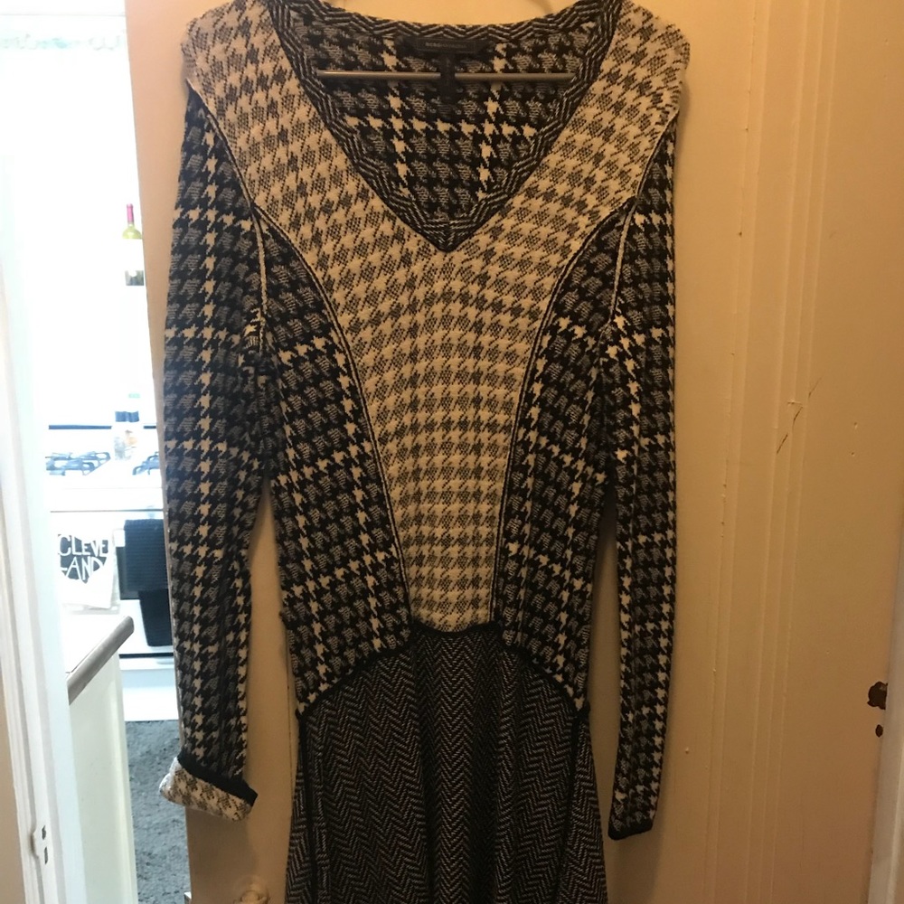 bcbg sweater dress never worn!